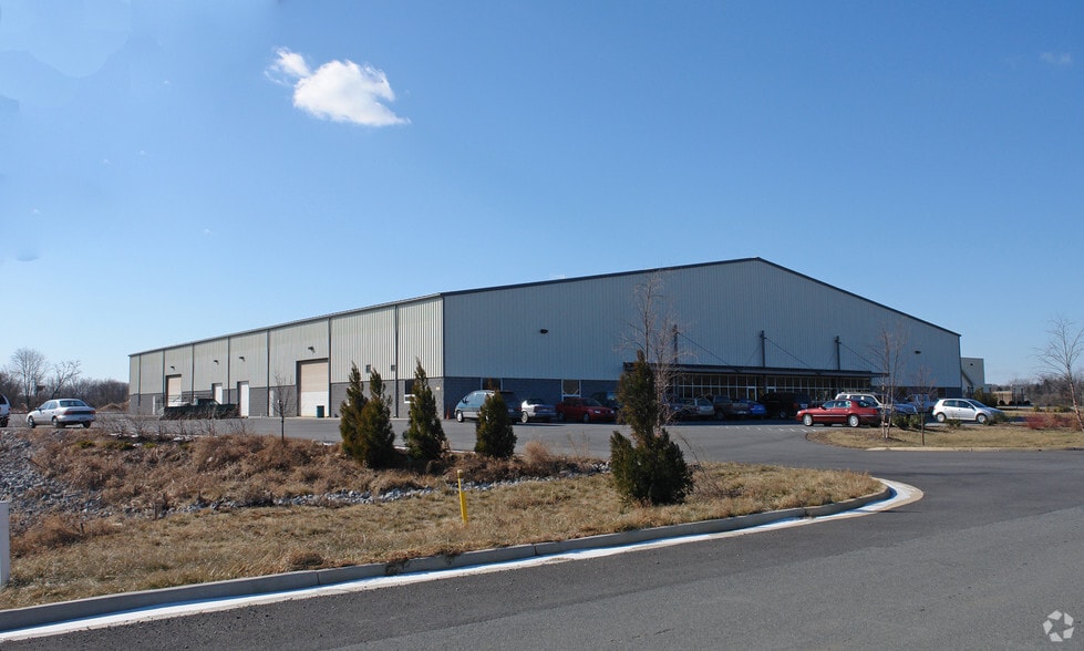 Jack Enders Building Portfolio portfolio of 2 properties for sale on LoopNet.com - Building Photo - Image 1 of 13