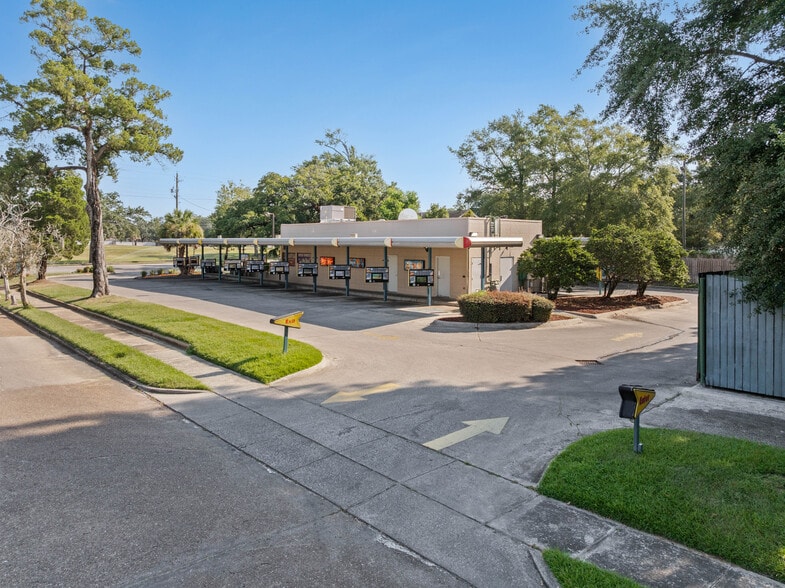 1461 Spring Hill Ave, Mobile, AL for sale - Building Photo - Image 3 of 19