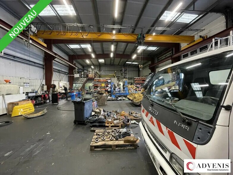 Flex in Pessac for sale - Building Photo - Image 2 of 3