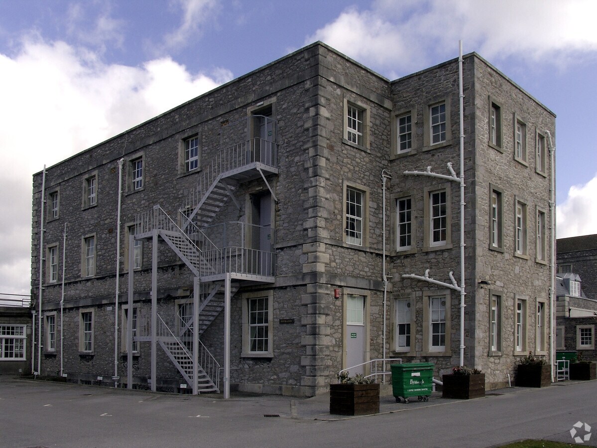 Primary Photo