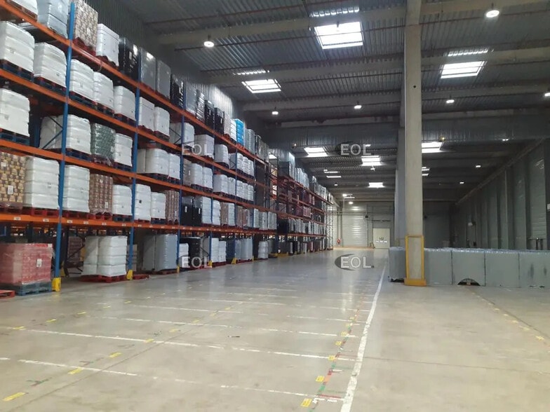 La Haie De Gaël, Gaël for lease - Interior Photo - Image 2 of 3