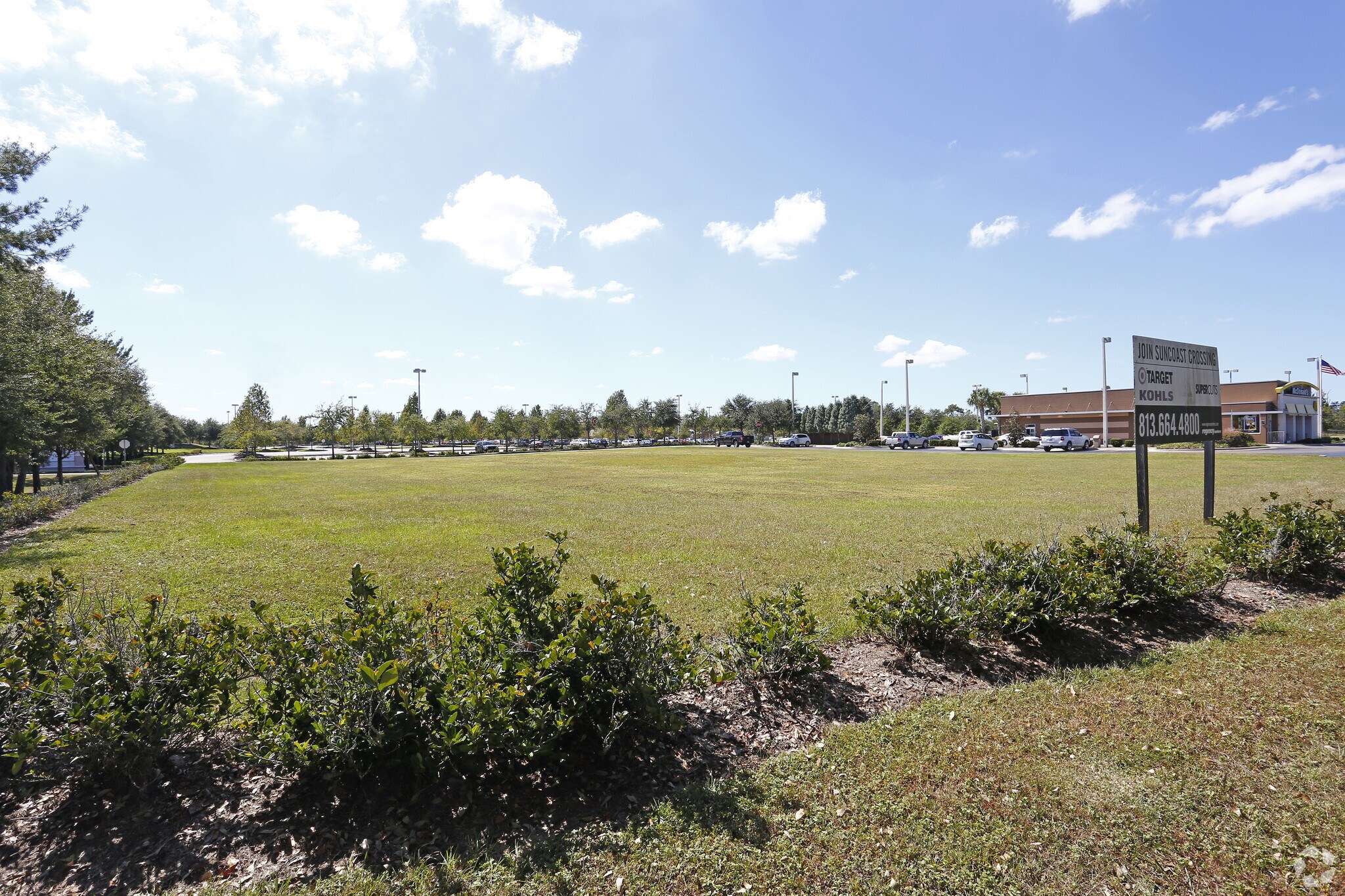 15070 Spring Hill Dr, Brooksville, FL for sale Primary Photo- Image 1 of 1