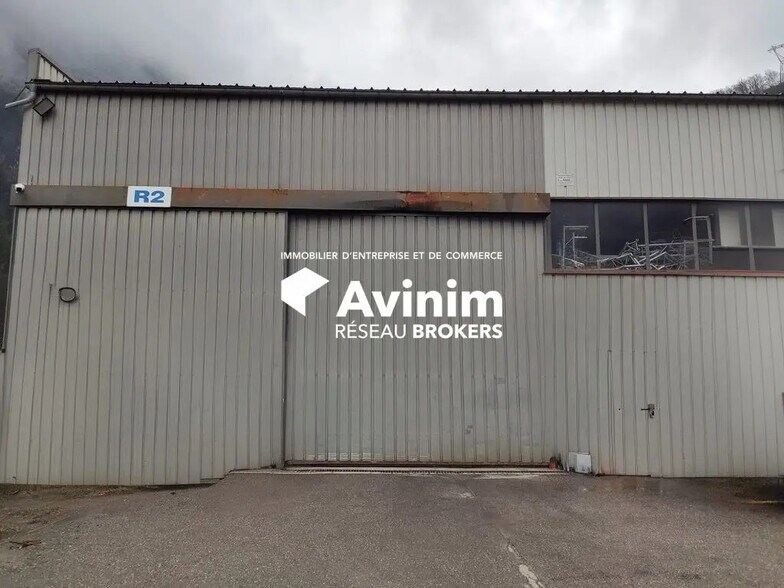 Flex in Cluses for lease - Building Photo - Image 2 of 2