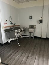 10-16 Franklin Blvd, Reisterstown, MD for lease Interior Photo- Image 2 of 5