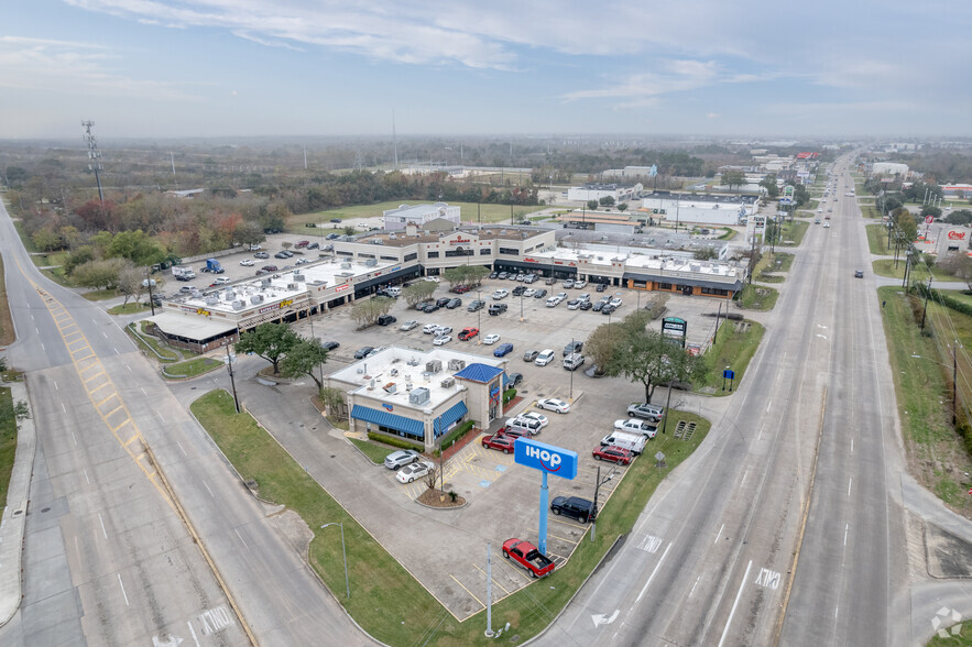 5003-5075 Garth Rd, Baytown, TX for lease - Aerial - Image 1 of 13