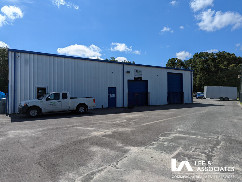 3255 Clarcona Rd, Apopka, FL for lease - Building Photo - Image 2 of 7