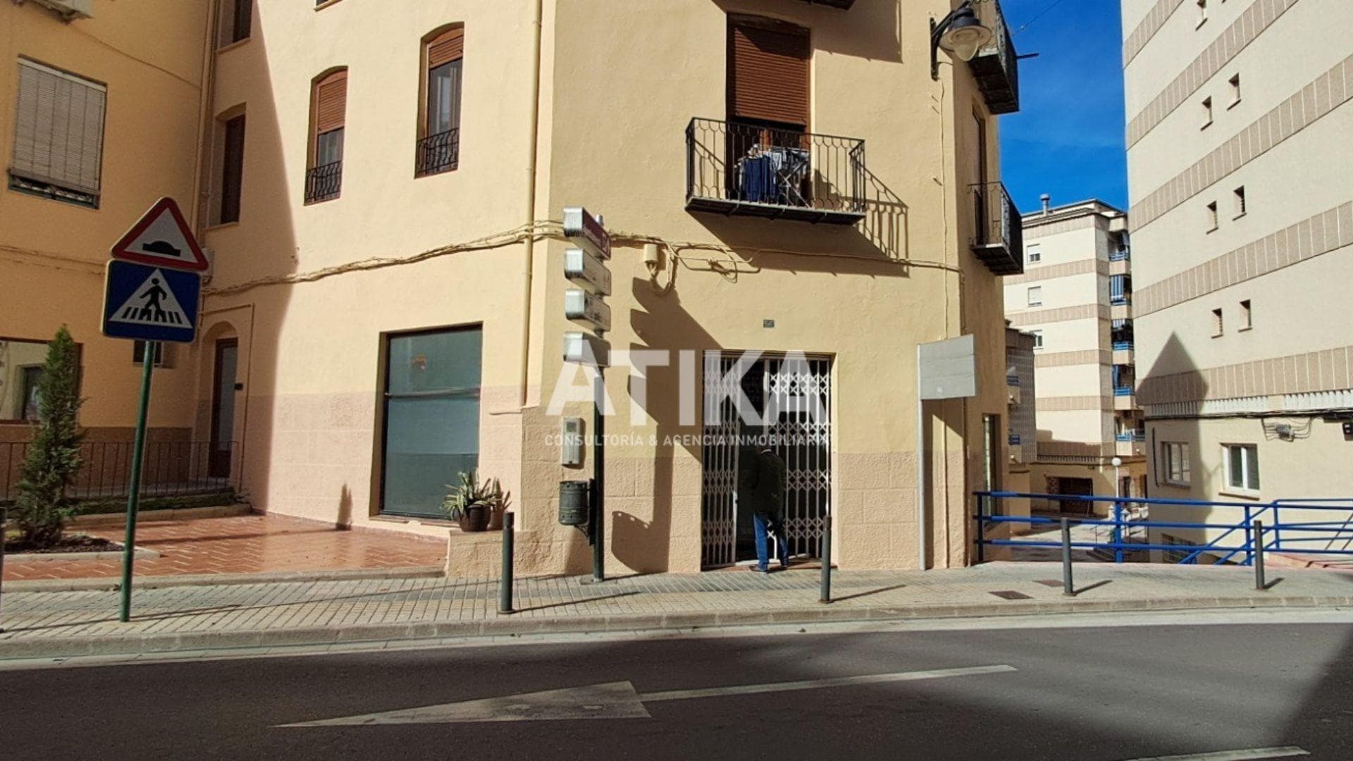 Carrer del Dos de Mayo, 64, Ontinyent, Valencia for lease Building Photo- Image 1 of 12