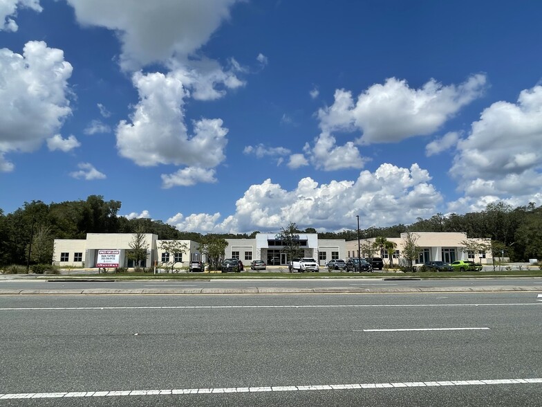 871 Highway 466, Lady Lake, FL for lease - Building Photo - Image 3 of 9