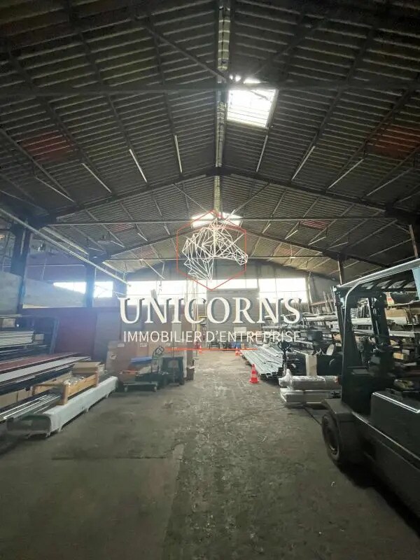 Industrial in Villeneuve-lès-Bouloc for lease Interior Photo- Image 1 of 5