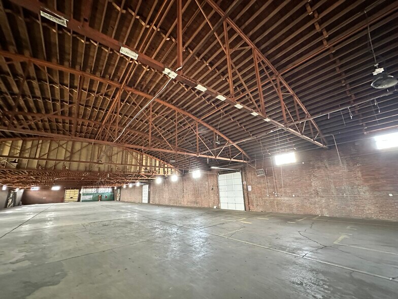 5065 Colorado Blvd, Denver, CO for sale - Building Photo - Image 3 of 6