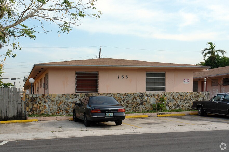 155 W 5th St, Hialeah, FL for sale - Primary Photo - Image 1 of 2