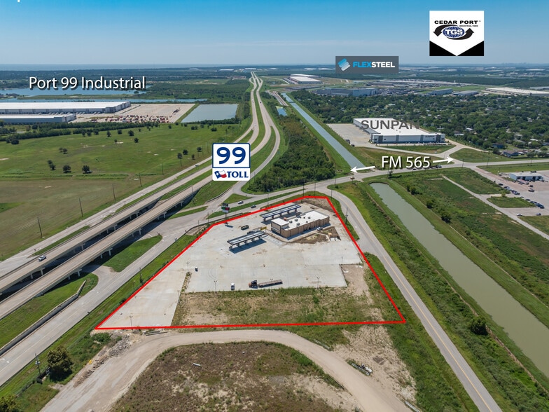 2627 Farm-to-Market 565 Rd, Baytown, TX for lease - Building Photo - Image 2 of 3