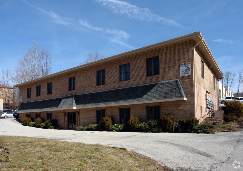 388 Reed Rd, Broomall, PA 19008