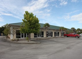 9055 Americana Rd, Vero Beach FL - Live-Work Space