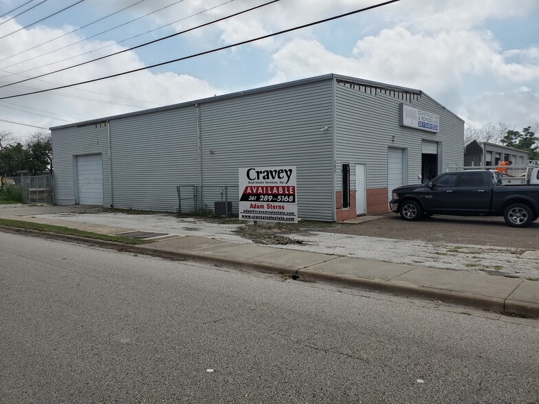 721 Nas Dr, Corpus Christi, TX for sale - Building Photo - Image 1 of 1