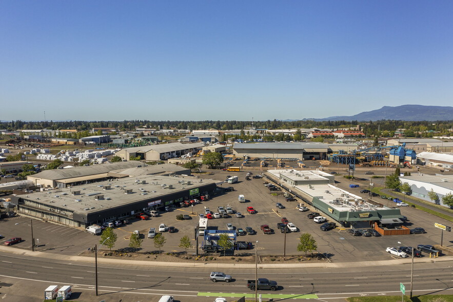 2170-2195 W 6th Ave, Eugene, OR for sale - Building Photo - Image 1 of 18