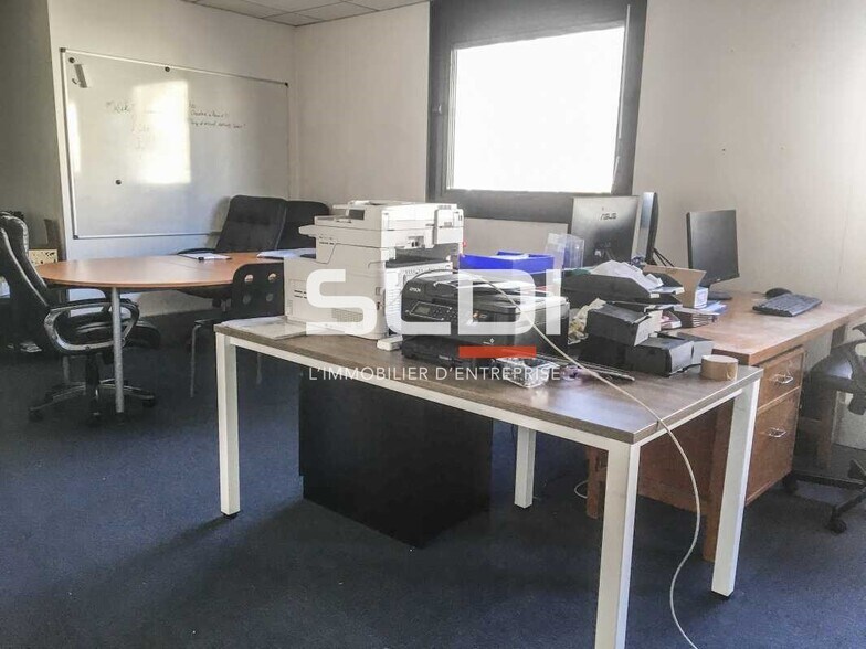 3 Rue Michel Rambaud, Lyon for lease - Interior Photo - Image 2 of 3