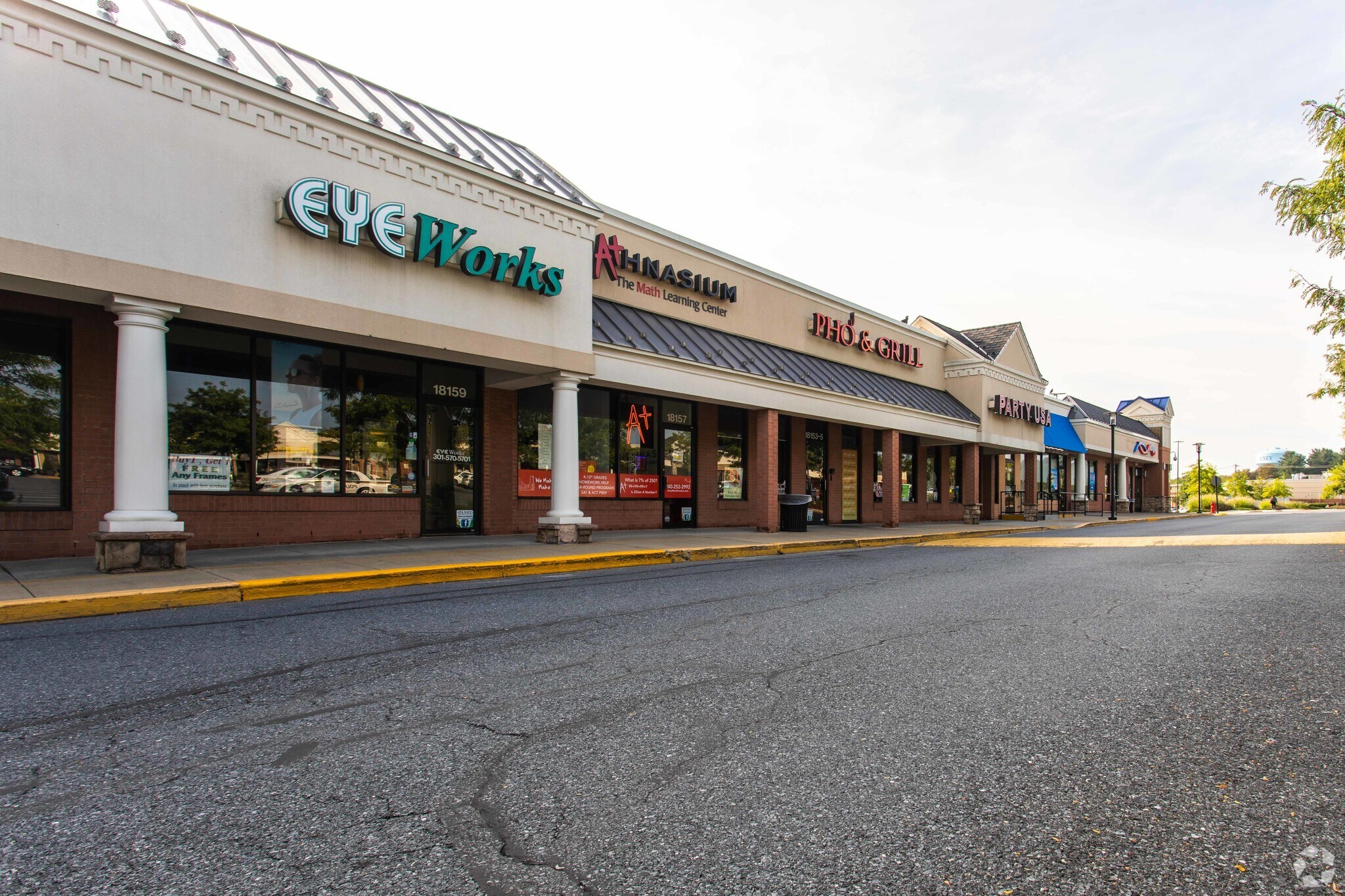 1810018330 Village Mart Dr, Olney, MD 20832 Olney Village Center