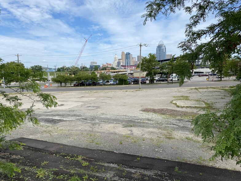 120 W 5th St, Newport, KY for sale - Building Photo - Image 1 of 1