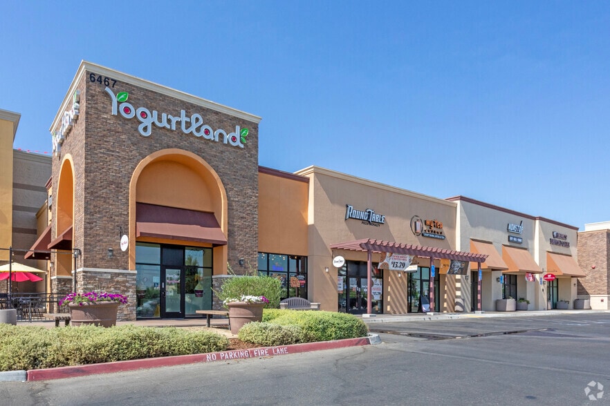 6467 N Riverside Dr, Fresno, CA for sale - Primary Photo - Image 1 of 1