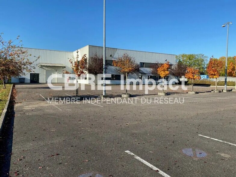 Flex in Longvic for lease - Building Photo - Image 1 of 12