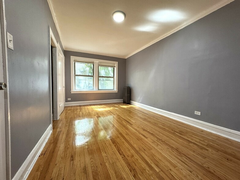 6957 S Michigan Ave, Chicago, IL for sale - Building Photo - Image 2 of 5