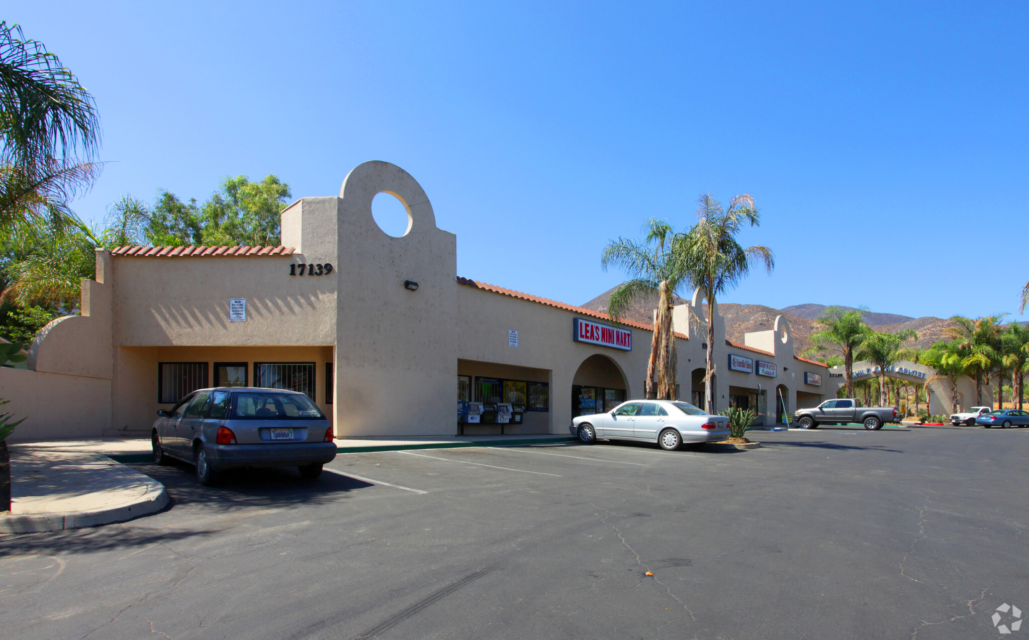 17139-17159 Grand Ave, Lake Elsinore, CA for sale Primary Photo- Image 1 of 1