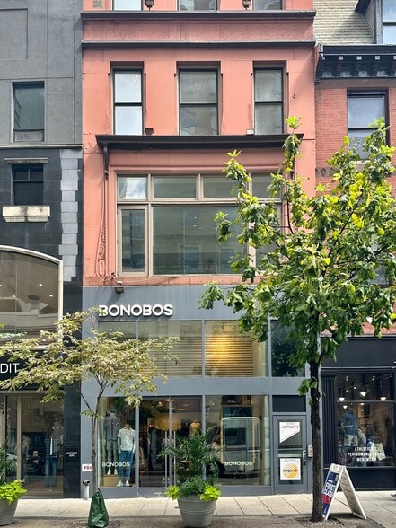 1519 Walnut St, Philadelphia, PA for lease - Building Photo - Image 1 of 1