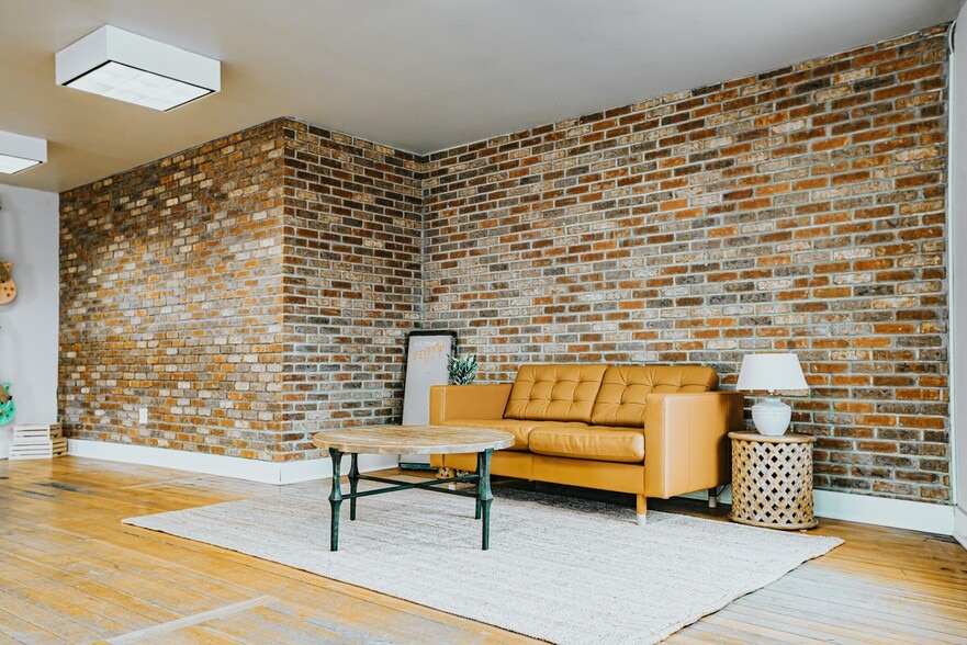 4914 Rainier Ave S, Seattle, WA for lease - Building Photo - Image 2 of 10