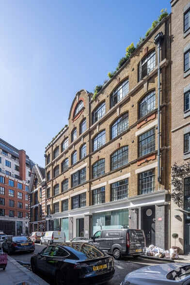 9-13 Kean St, London for lease - Building Photo - Image 2 of 6