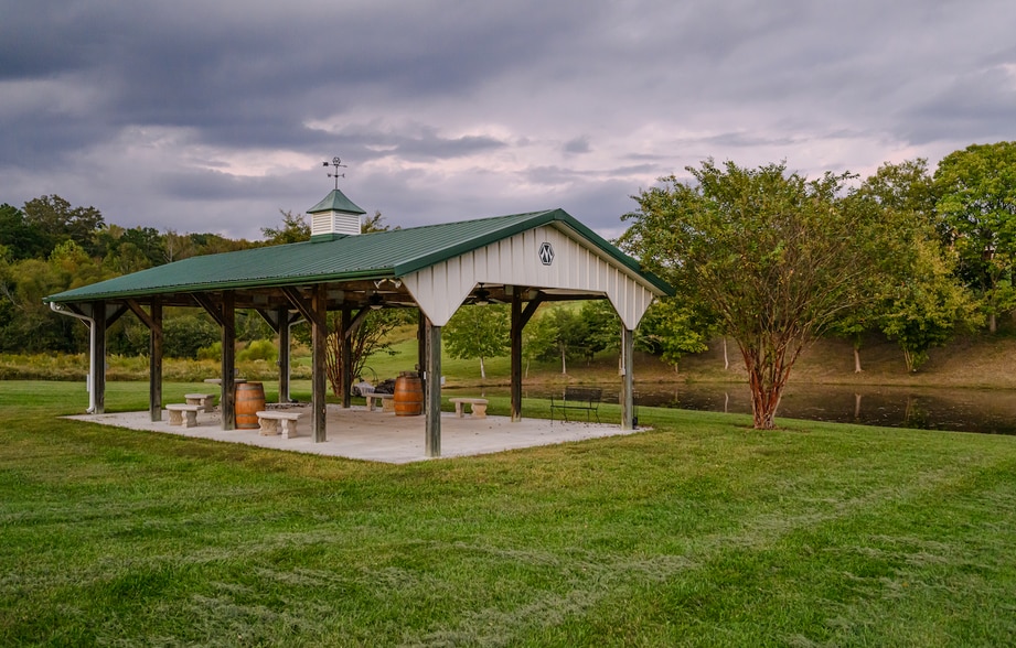 670 Wyo Rd, Mocksville, NC for sale - Building Photo - Image 2 of 15