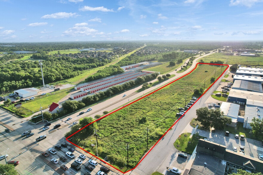 3815 Alice St, Pearland, TX for sale - Primary Photo - Image 1 of 8