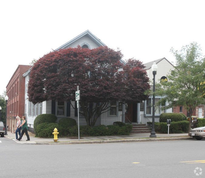 173 Main St, Greenfield, MA for sale - Primary Photo - Image 1 of 1