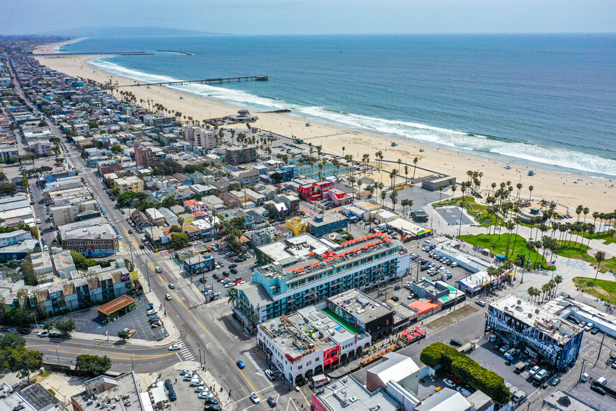 70-72 Windward Ave, Venice, CA for sale - Primary Photo - Image 2 of 26