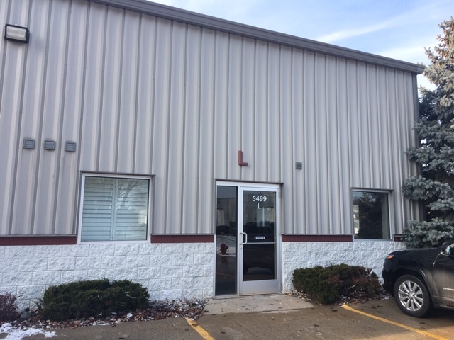 5499 Perry Dr, Waterford, MI for lease Building Photo- Image 1 of 10