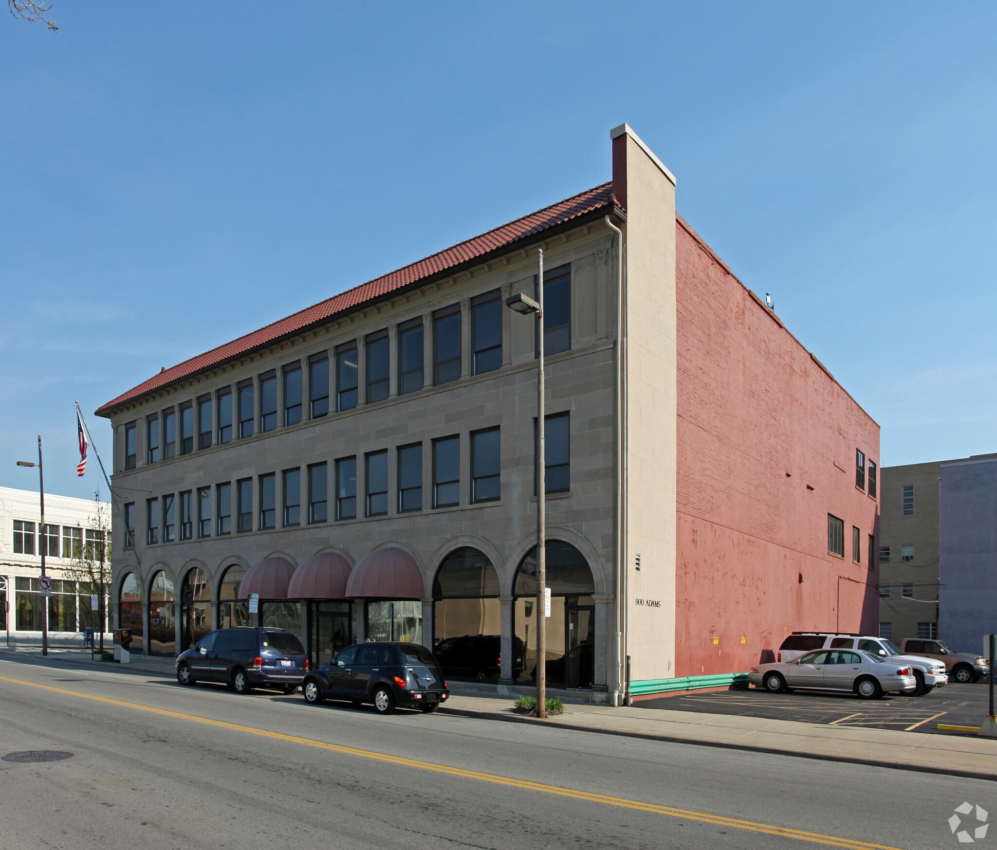 900 Adams St, Toledo, OH for sale Primary Photo- Image 1 of 1