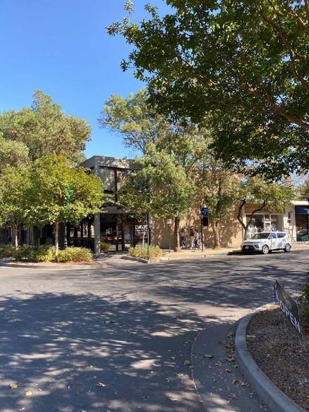604 3rd St, Davis, CA for lease - Building Photo - Image 3 of 11