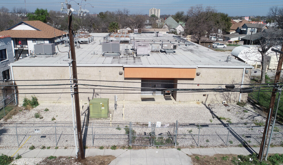 217 Warren St, San Antonio, TX for sale - Primary Photo - Image 1 of 2