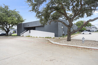 4734 Benbrook Blvd, Benbrook, TX for lease Building Photo- Image 1 of 1