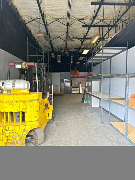 4 Mark Rd, Kenilworth, NJ for sale - Interior Photo - Image 3 of 10