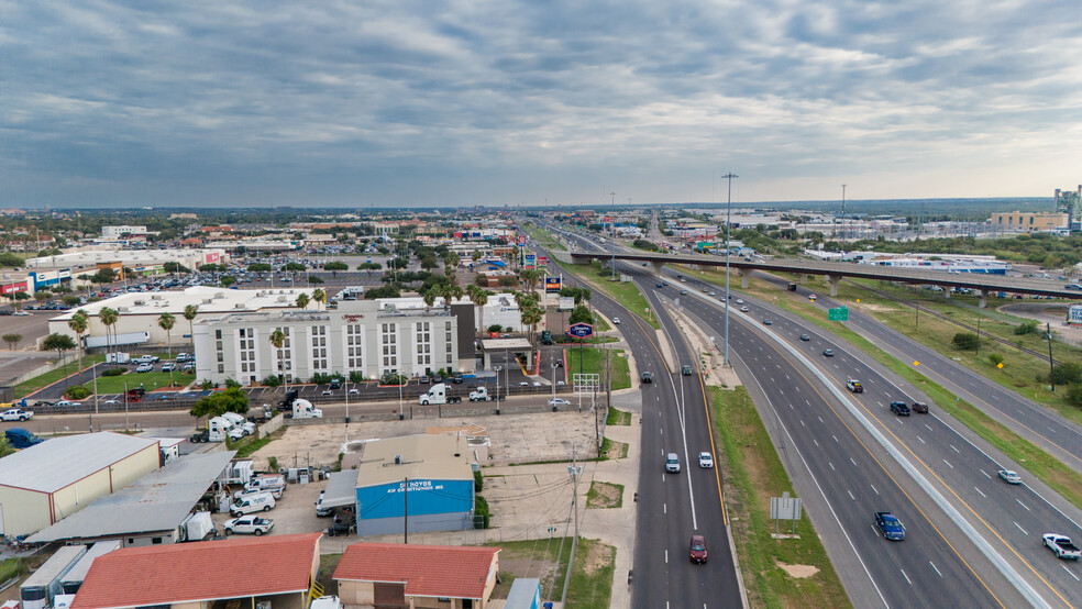 8201 San Dario Ave, Laredo, TX for sale - Aerial - Image 3 of 8