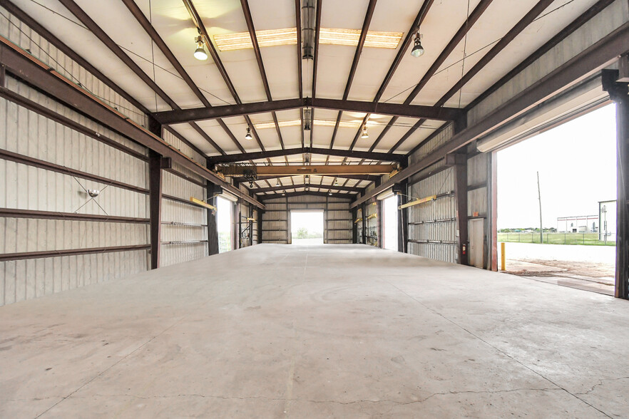 34370 Sunset Ln, Brookshire, TX for lease - Building Photo - Image 3 of 10