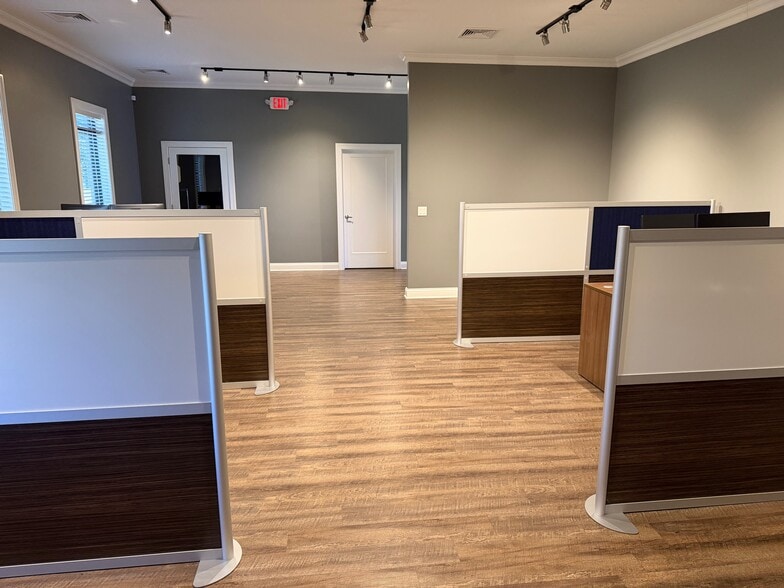 174 Saundersville Rd, Hendersonville, TN for sale - Interior Photo - Image 3 of 12