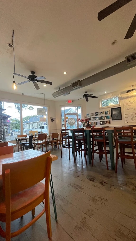 4800 Magazine St, New Orleans, LA for lease Interior Photo- Image 1 of 10
