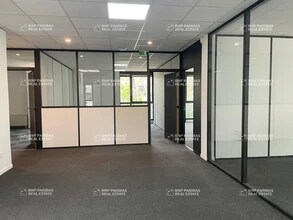 Office in Aix-en-Provence for lease Interior Photo- Image 1 of 21