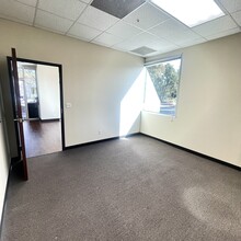 715 Discovery Blvd, Cedar Park, TX for lease Interior Photo- Image 1 of 10