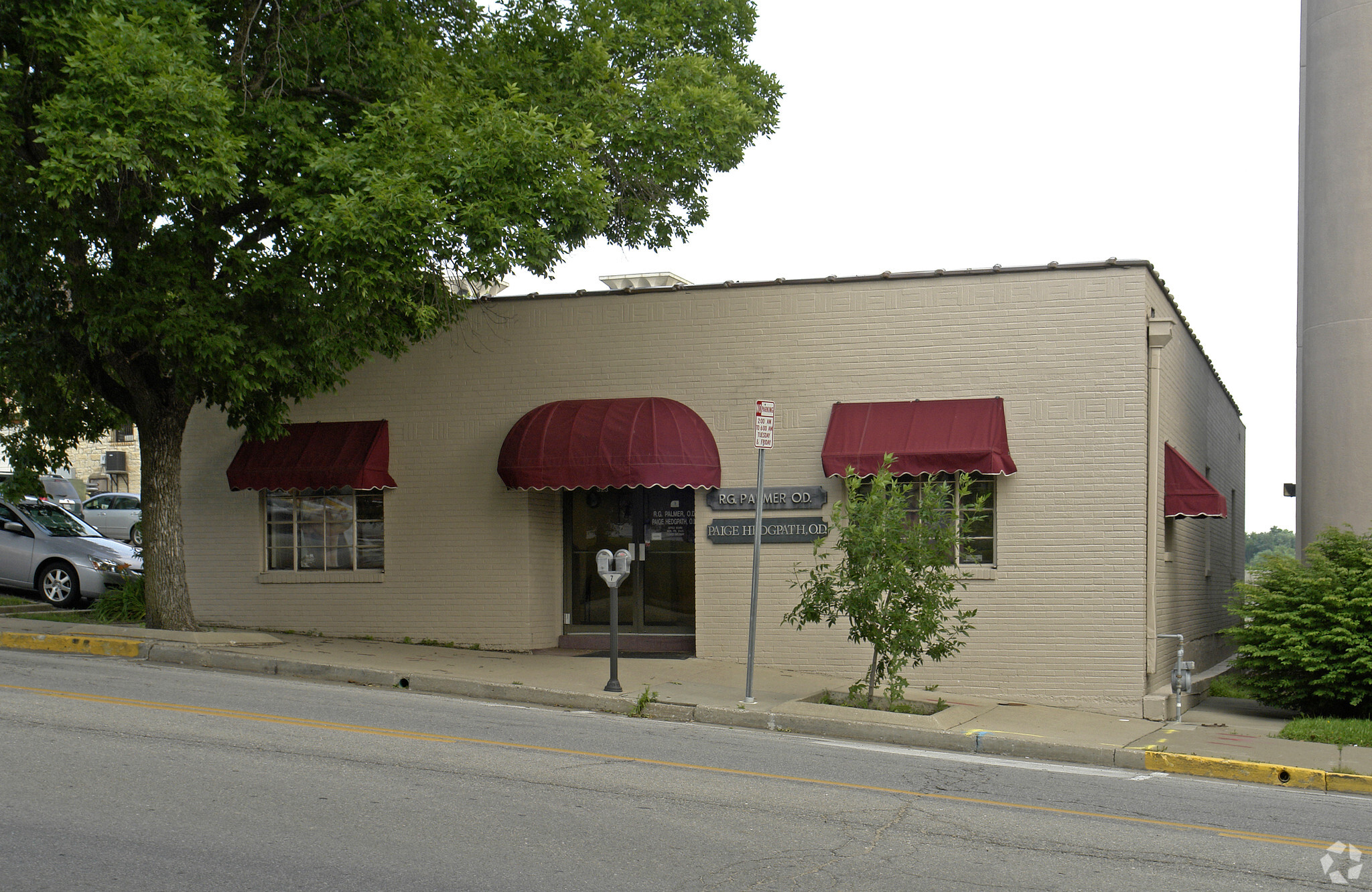 323 Monroe St, Jefferson City, Mo 65101 