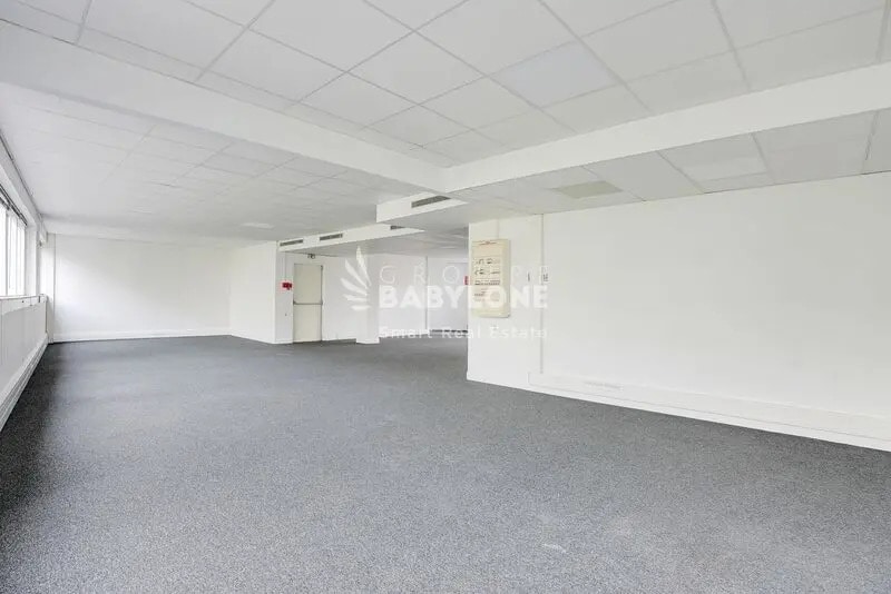 77-83 Avenue Edouard Vaillant, Boulogne-Billancourt for lease - Interior Photo - Image 2 of 9