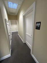 1417 Stuart Engals Blvd, Mount Pleasant, SC for lease Interior Photo- Image 2 of 12