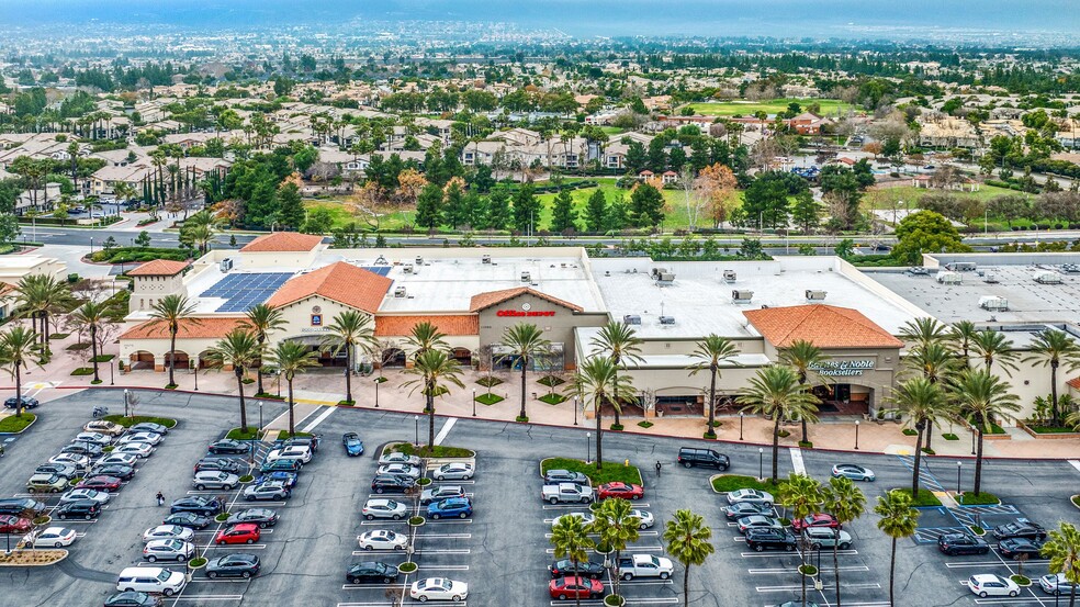 11070-11090 Foothill Blvd, Rancho Cucamonga, CA for sale - Building Photo - Image 2 of 27